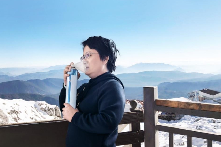 Respirator portabil de oxigen