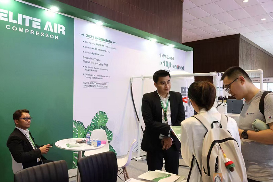 Jiangsu Luoming Manager de afaceri pentru comerțul exterior a vizitat Expoziția de producție din Indonezia